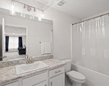 692 Ne Turtleback Trail - Photo Thumbnail 34