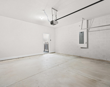 692 Ne Turtleback Trail - Photo Thumbnail 42