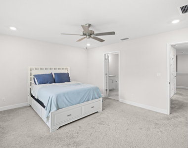 692 Ne Turtleback Trail - Photo Thumbnail 24