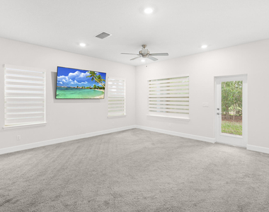 692 Ne Turtleback Trail - Photo Thumbnail 8