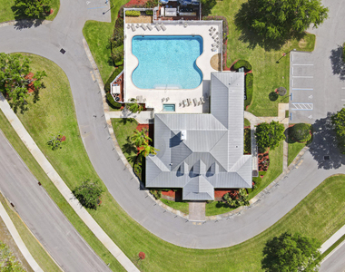 692 Ne Turtleback Trail - Photo Thumbnail 55