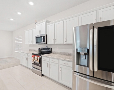 692 Ne Turtleback Trail - Photo Thumbnail 13