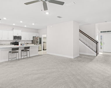 692 Ne Turtleback Trail - Photo Thumbnail 18