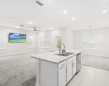 692 Ne Turtleback Trail - Photo Thumbnail 11