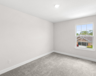 692 Ne Turtleback Trail - Photo Thumbnail 27