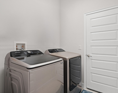 692 Ne Turtleback Trail - Photo Thumbnail 40