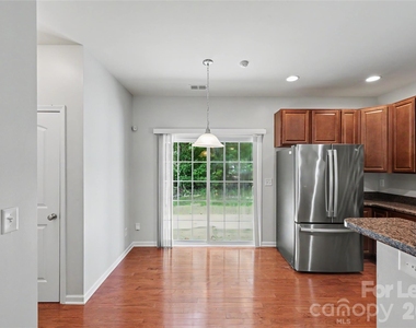 13983 Singleleaf Lane - Photo Thumbnail 10