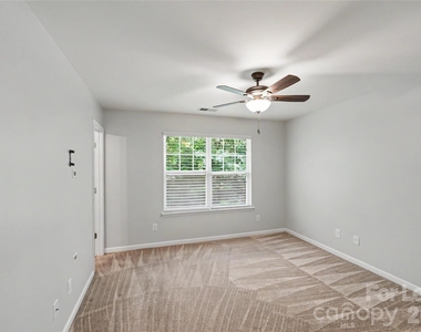 13983 Singleleaf Lane - Photo Thumbnail 3