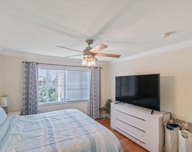 1515 E Broward Boulevard - Photo Thumbnail 9