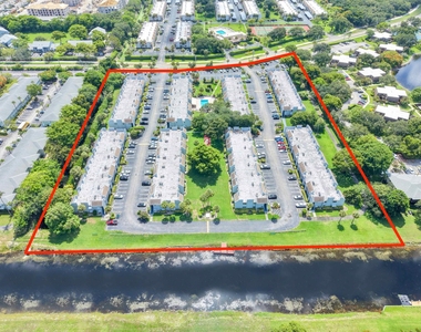 2960 Sw 22nd Avenue - Photo Thumbnail 33