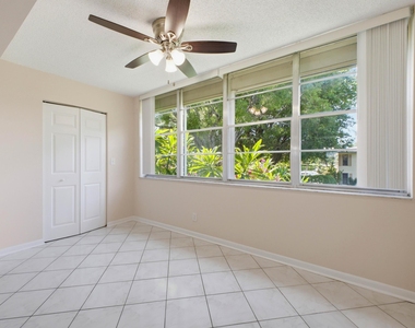 2960 Sw 22nd Avenue - Photo Thumbnail 13