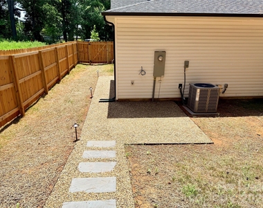 525 N Linwood Avenue - Photo Thumbnail 34