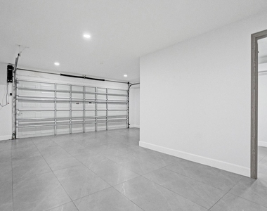 6700 E Tropical Way - Photo Thumbnail 58