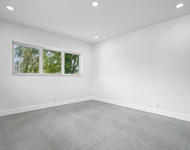 6700 E Tropical Way - Photo Thumbnail 56
