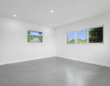 6700 E Tropical Way - Photo Thumbnail 50