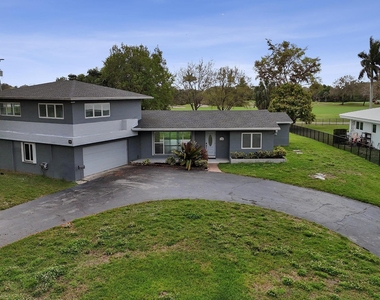 6700 E Tropical Way - Photo Thumbnail 1
