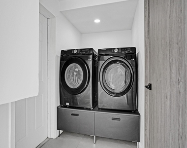 6700 E Tropical Way - Photo Thumbnail 61