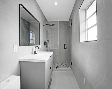 6700 E Tropical Way - Photo Thumbnail 43