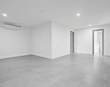 6700 E Tropical Way - Photo Thumbnail 65