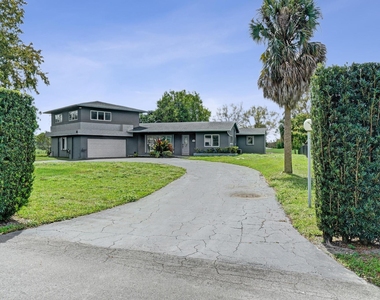 6700 E Tropical Way - Photo Thumbnail 83