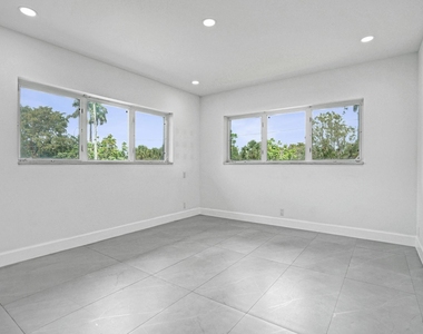 6700 E Tropical Way - Photo Thumbnail 52