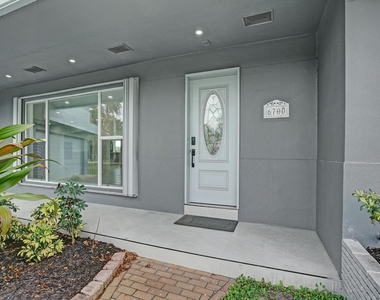 6700 E Tropical Way - Photo Thumbnail 77