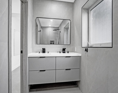 6700 E Tropical Way - Photo Thumbnail 34
