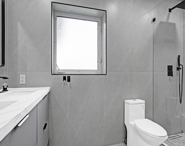 6700 E Tropical Way - Photo Thumbnail 32