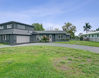 6700 E Tropical Way - Photo Thumbnail 80