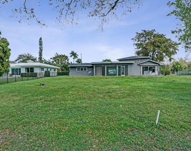 6700 E Tropical Way - Photo Thumbnail 71