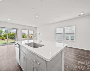 4080 County Down Avenue - Photo Thumbnail 10