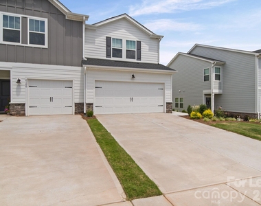 4080 County Down Avenue - Photo Thumbnail 1