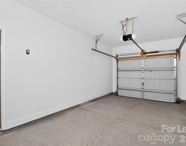 308 E Tallyrand Avenue - Photo Thumbnail 14