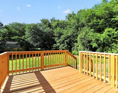 308 E Tallyrand Avenue - Photo Thumbnail 29