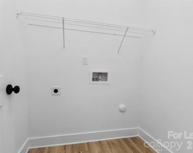 308 E Tallyrand Avenue - Photo Thumbnail 11