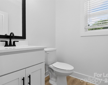 308 E Tallyrand Avenue - Photo Thumbnail 12