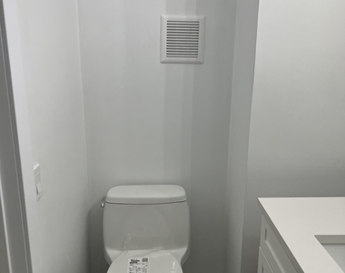 1088 Nw 106th Terrace - Photo Thumbnail 7