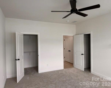 9214 Delancey Lane - Photo Thumbnail 15