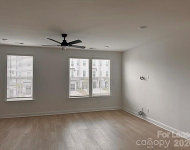 9214 Delancey Lane - Photo Thumbnail 9