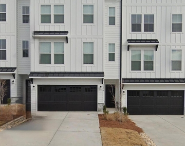 9214 Delancey Lane - Photo Thumbnail 18