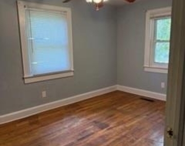 213 Glenwood Drive - Photo Thumbnail 3