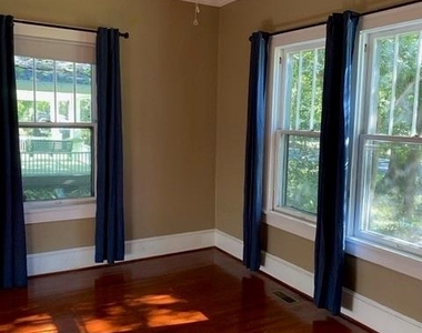 1201 E 35th Street - Photo Thumbnail 12