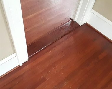 1201 E 35th Street - Photo Thumbnail 8