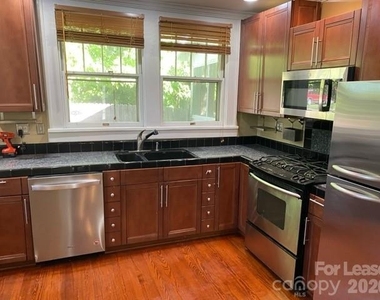 1201 E 35th Street - Photo Thumbnail 17
