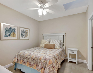 13814 Yarmouth Drive - Photo Thumbnail 9