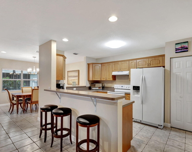 13814 Yarmouth Drive - Photo Thumbnail 15