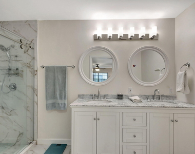 13810 Yarmouth Drive - Photo Thumbnail 19