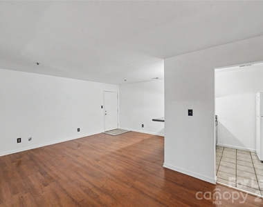 9535 University Terrace Drive - Photo Thumbnail 14