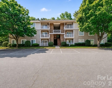 9535 University Terrace Drive - Photo Thumbnail 19