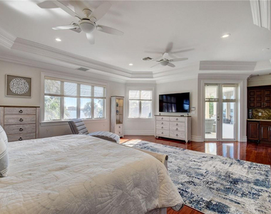 1320 S Lakeside Drive - Photo Thumbnail 32